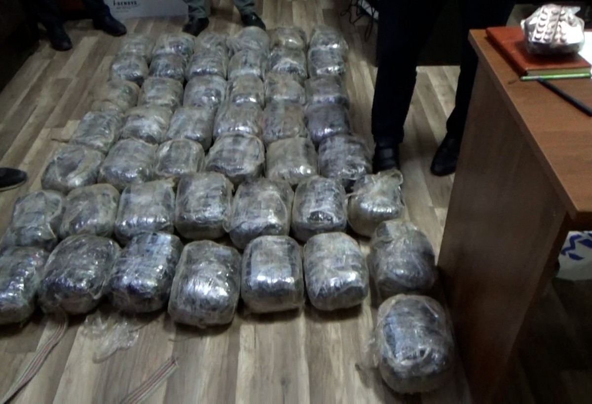 Həftəsonu 60 kiloqramdan artıq narkotik vasitə götürülüb