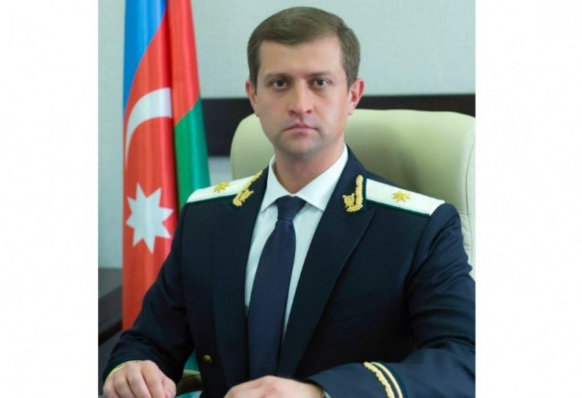 Erkin Əlixanov vəzifəsindən azad edildi