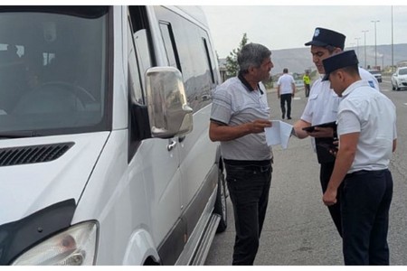 AYNA bu sürücülər barəsində inzibati xəta protokolu tərtib edib