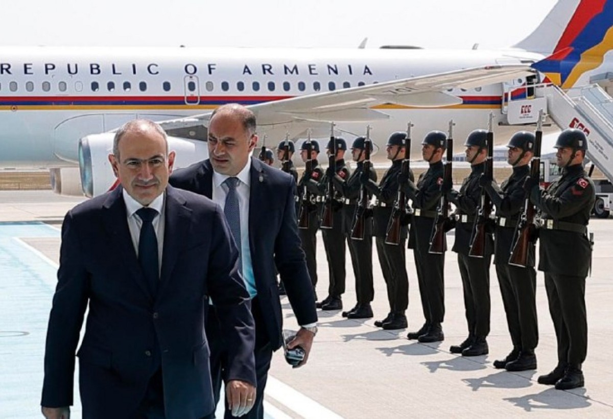 Paşinyan Türkiyədə səfərdədir