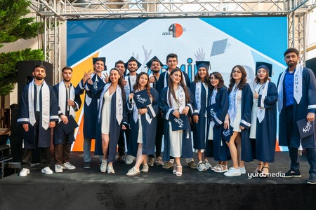 ADMİU-da təntənəli “Məzun Günü” keçirilib
