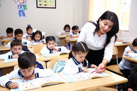 603 şagird fərdi təhsil alıb