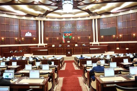 Deputatlar tətilə çıxır - Sonuncu plenar iclasın TARİXİ