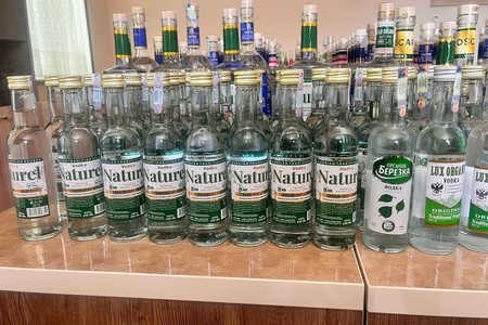 Naxçıvanda saxta alkoqollu içkilər AŞKARLANDI