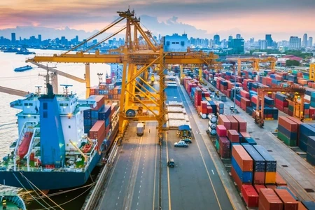 Ekspert: Xarici ölkələrdə yeni satış bazarları tapmaq lazımdır