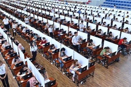 Lerikin 67 və 68 yaşlı müəllimləri sertifikasiya imtahanında yüksək nəticə göstəriblər