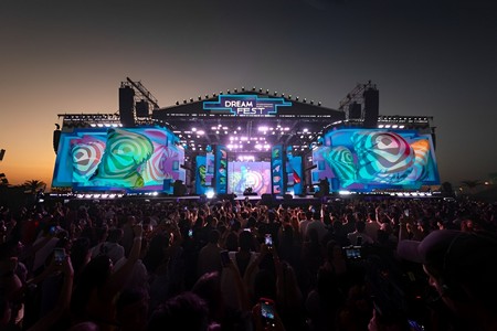 Rusiyalı sənətçilər Dream Festdən uzaqlaşdırıldılar