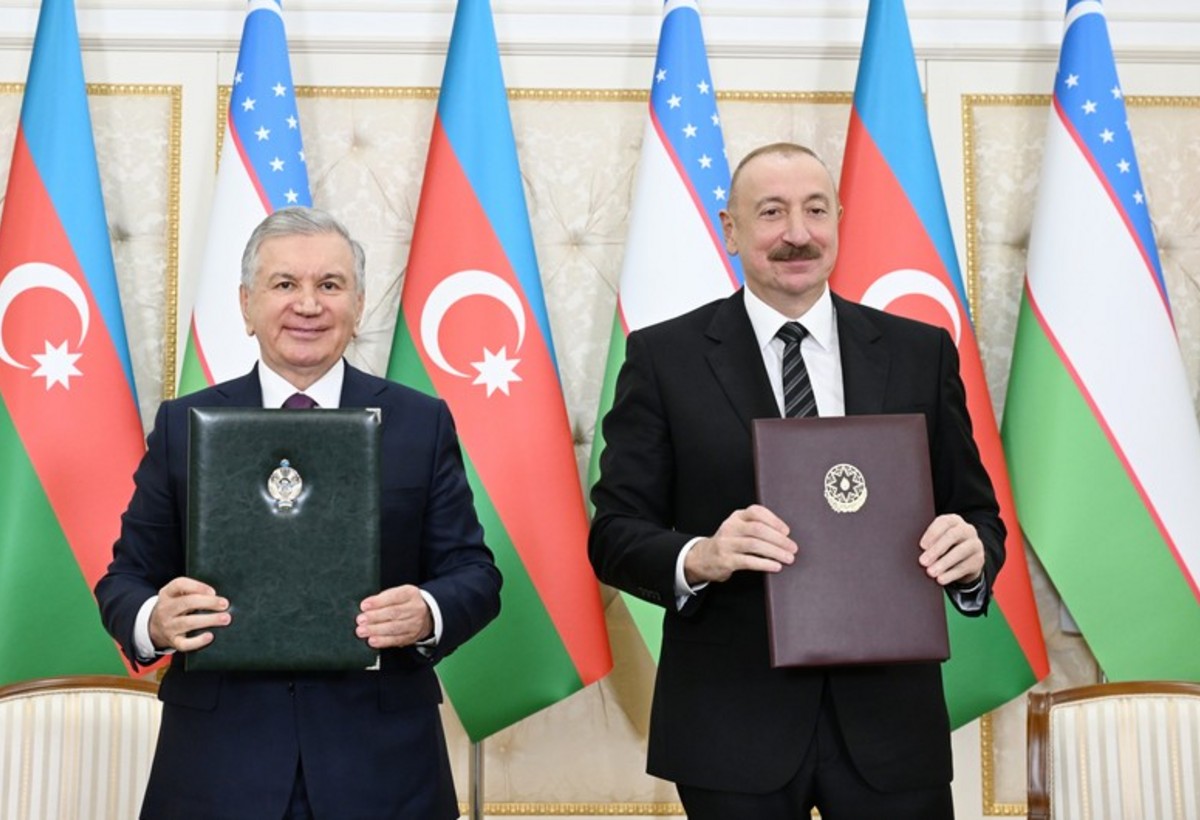 Azərbaycan ilə Özbəkistan arasında imzalanmış sənədlər mübadilə edilib