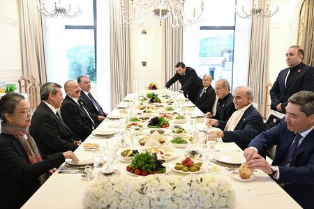 Xankəndi Zirvəsinin rəsmi naharı Şuşada verildi - FOTO