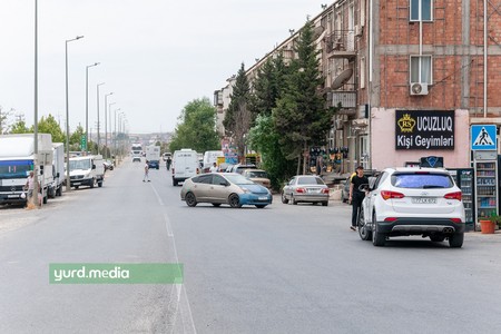 Bakıətrafı yollarda piyada keçidi dərdi - FOTOREPORTAJ