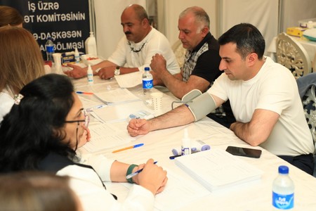 Gəncənin “İmamzadə” kompleksində qanvermə aksiyası - FOTO