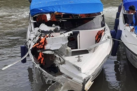 Mingəçevirdə Kür çayında 2 kater toqquşub
