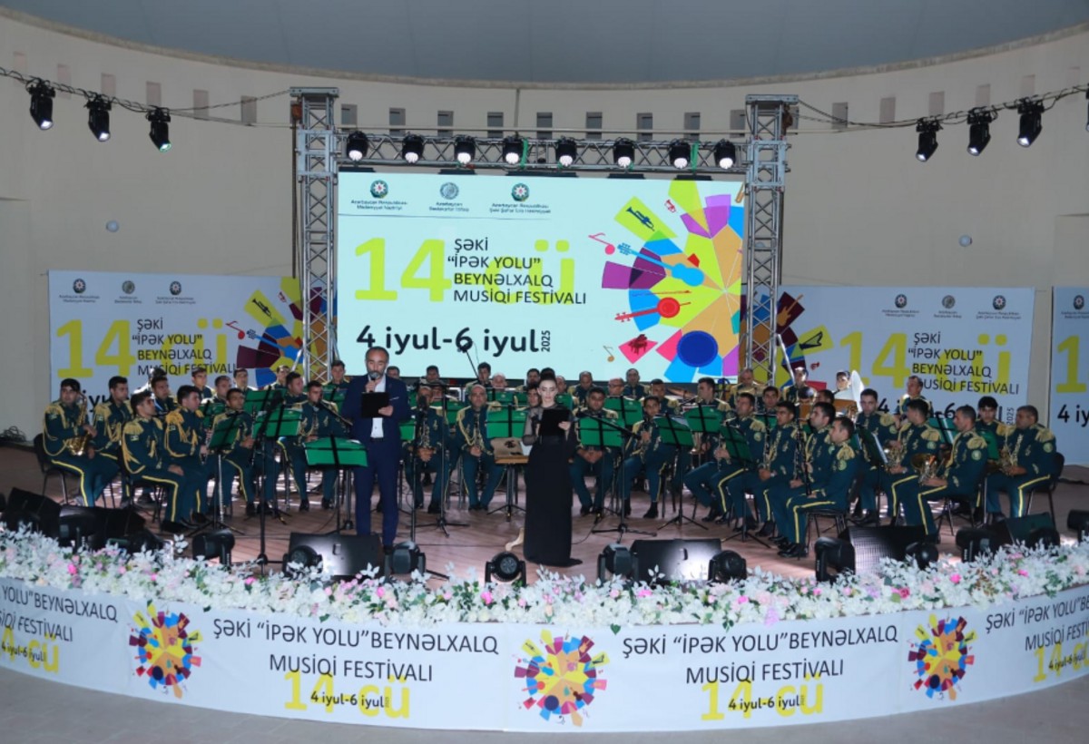 Şəkidə “İpək Yolu” XIV Beynəlxalq Musiqi Festivalı keçirilib