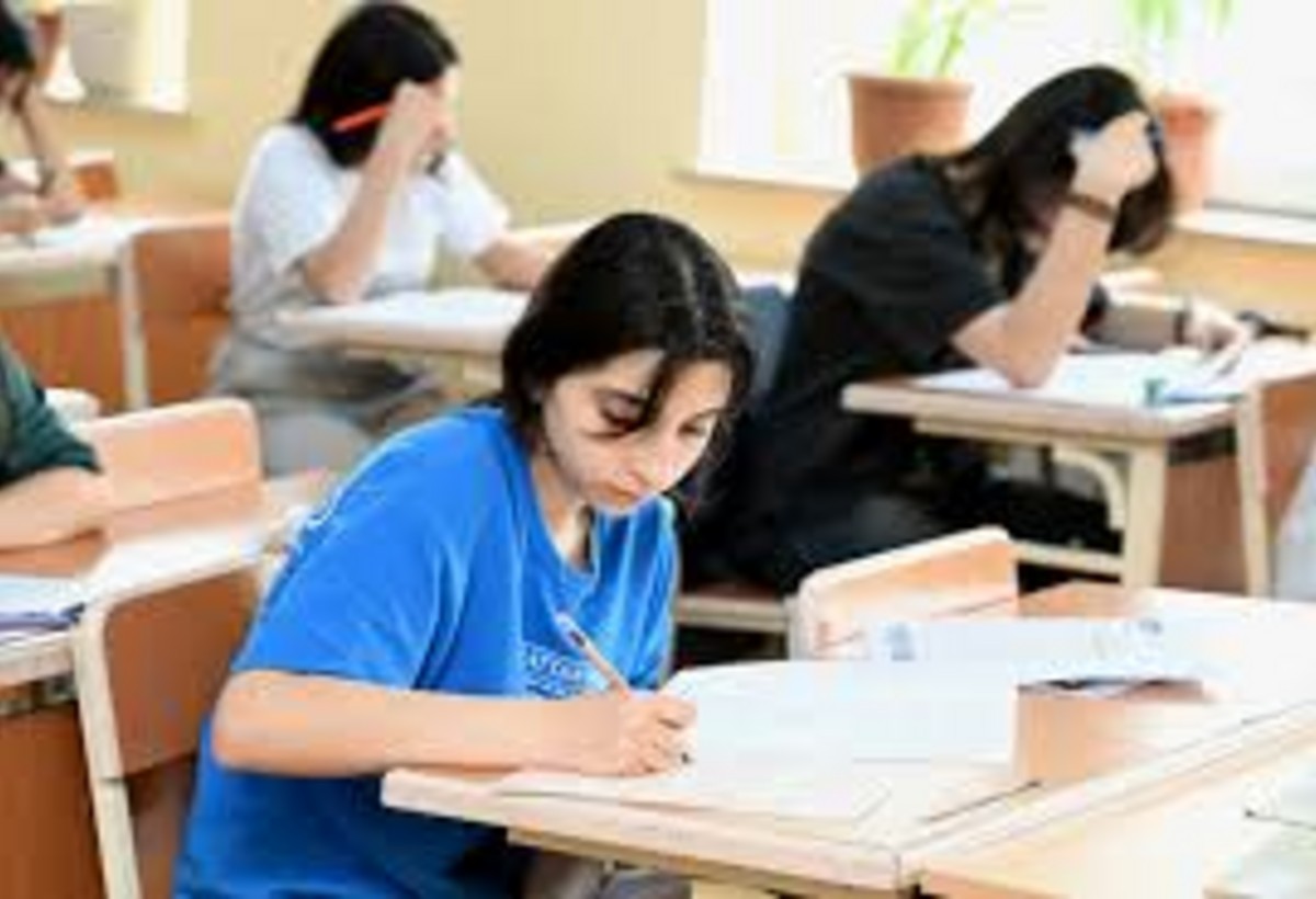 Bu gün qəbul imtahanıdır