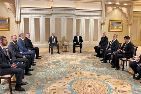 İlham Əliyevlə Paşinyanın müzakirə etdiyi məsələlər və ilkin nəticələri açıqlanıb - YENİLƏNİB