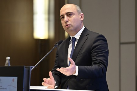 Azərbaycanda rus bölmələri bağlanacaq deyə bir şey yoxdur - Nazir