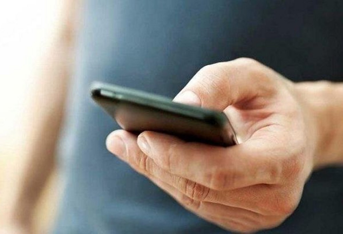 Qəbul imtahanında 5 nəfərdə mobil telefon aşkarlandı