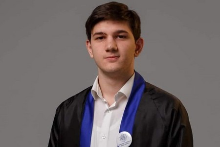 Polad Həşimovun oğlu bu universitetə qəbul olundu