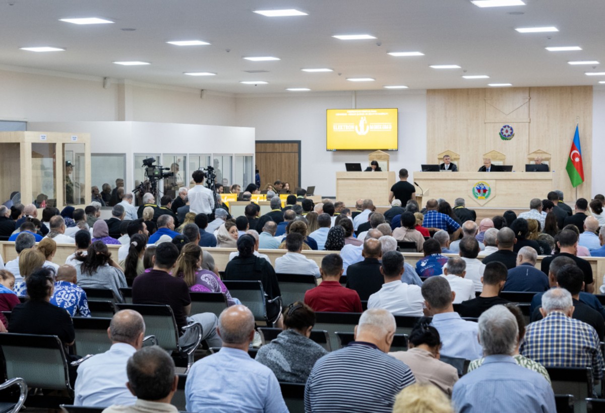 Ermənistan silahlı qüvvələri tərəfindən əsir və girov götürülmüş, xəsarətlər almış zərərçəkmişlər məhkəmədə ifadə veriblər