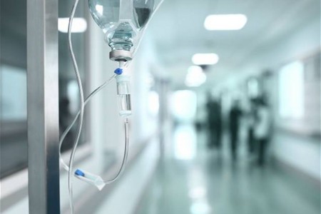 Bakıda klinika direktoru olan ərinin güllələdiyi qadının son vəziyyəti açıqlandı