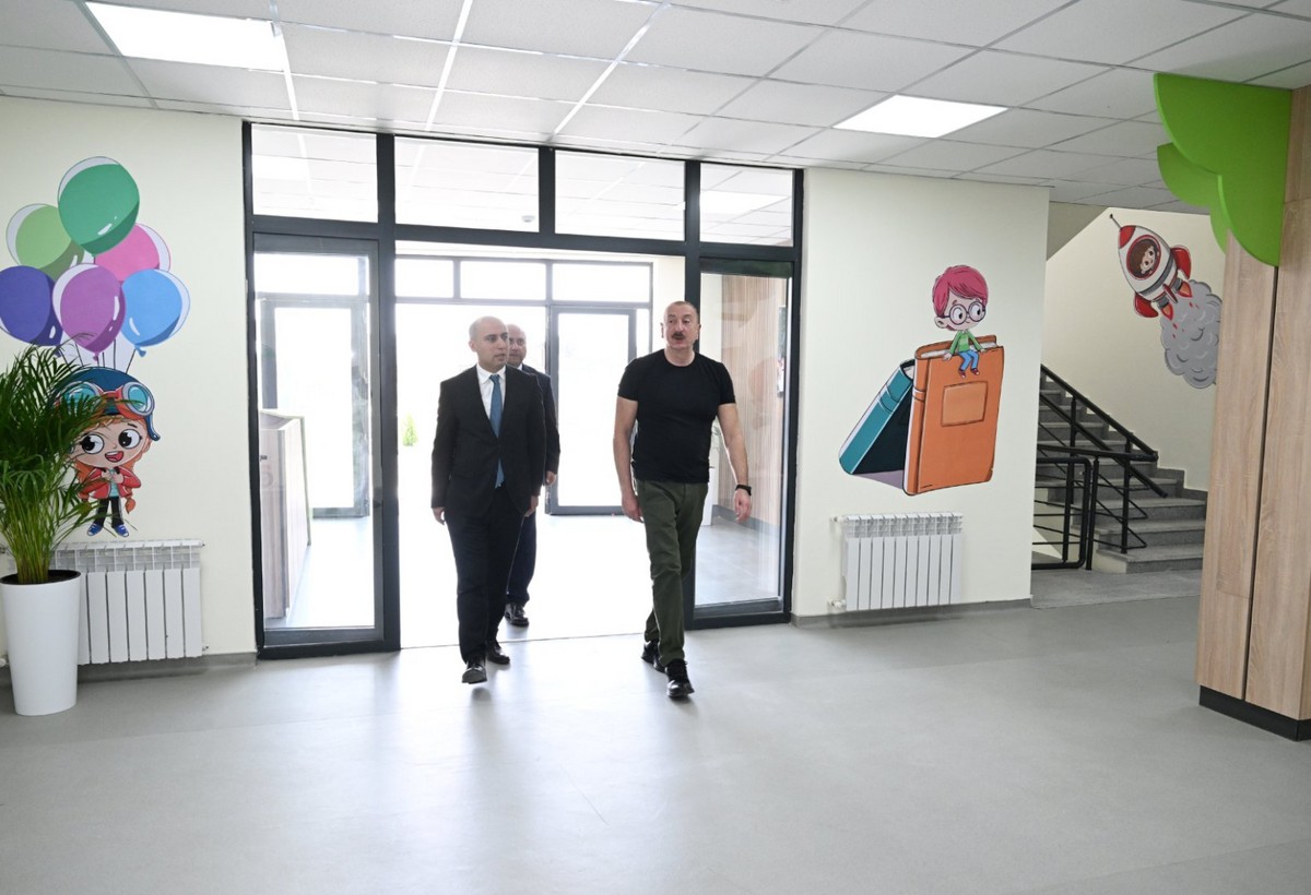 Prezident İlham Əliyev Ağdam şəhərində 1 nömrəli körpələr evi-uşaq bağçasının açılışında iştirak edib