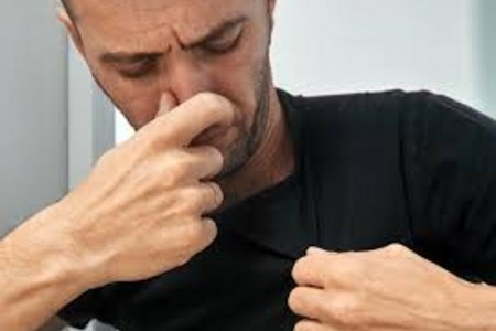 Narkotik istifadəsi və bədəndən gələn pis qoxular