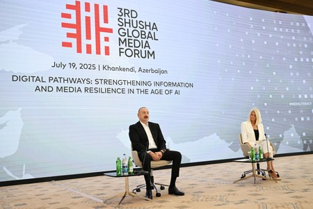 Prezident İlham Əliyev III Şuşa Qlobal Media Forumunun iştirakçıları ilə görüşdə iştirak edib - YENİLƏNİB