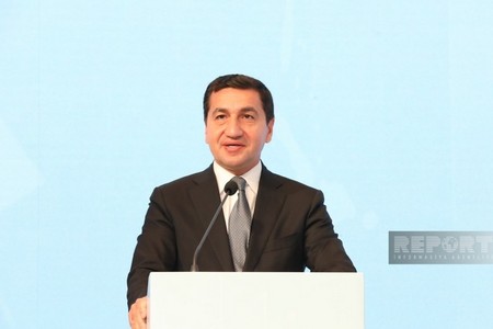 Hikmət Hacıyev: İlhamverici nəğməni Şuşa şəhərinə qaytarmaq istərdik