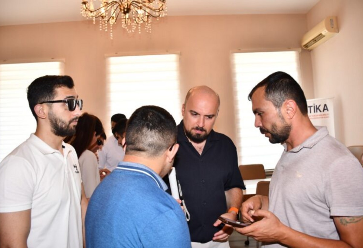 TİKA-dan görmə məhdudiyyətli Qarabağ qaziləri üçün “ağıllı ağac” dəstəyi – FOTOLAR