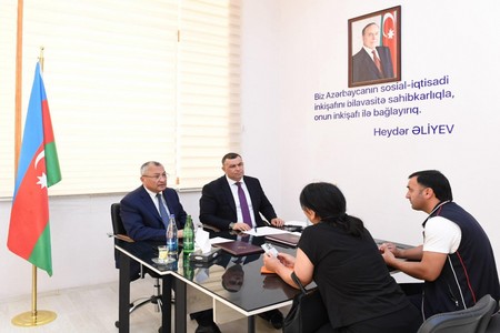 Ağdamda keçmiş məcburi köçkünlərin müraciətləri dinlənilib