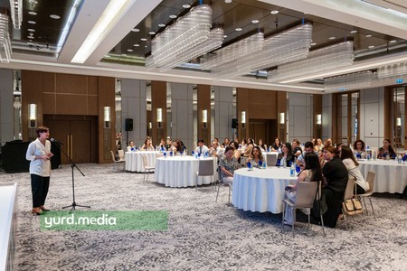 Mədəniyyət və kommunikasiya: müasir media strategiyaları mövzusunda təlim keçirilib
