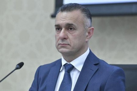 Nazir bu klinikanın baş həkimini işdən çıxardı