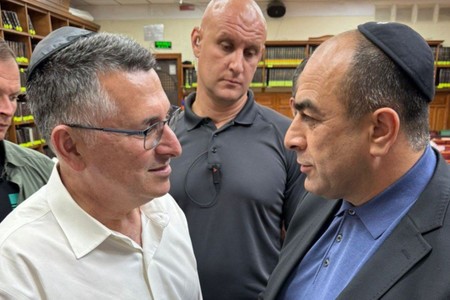 İsrailli nazir Ukraynada azsaylı xalqların nümayəndələri ilə görüşüb - FOTO