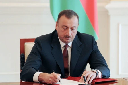 Prezident Gəncə Memorial Kompleksində tikinti-quraşdırma işlərinin tamamlanması ilə bağlı sərəncam imzaladı