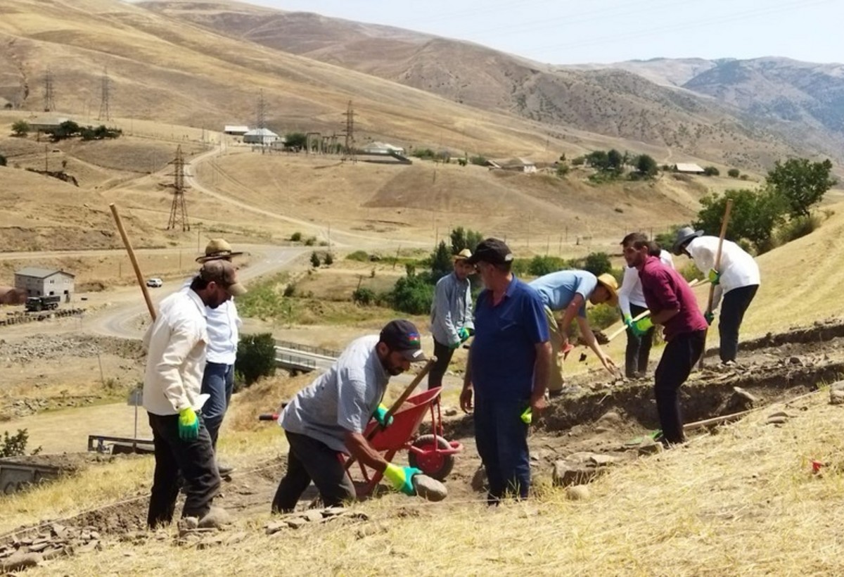 Yardımlıda qədim dövrə aid əşyalar tapılıb