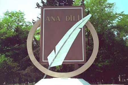 Azərbaycan Dili və Əlifbası Günüdür
