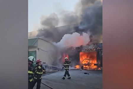Bakıda avtomobil təmiri sexində yanğın olub