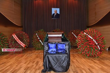 Xalq artisti Arif Babayev dəfn edilib - YENİLƏNİB