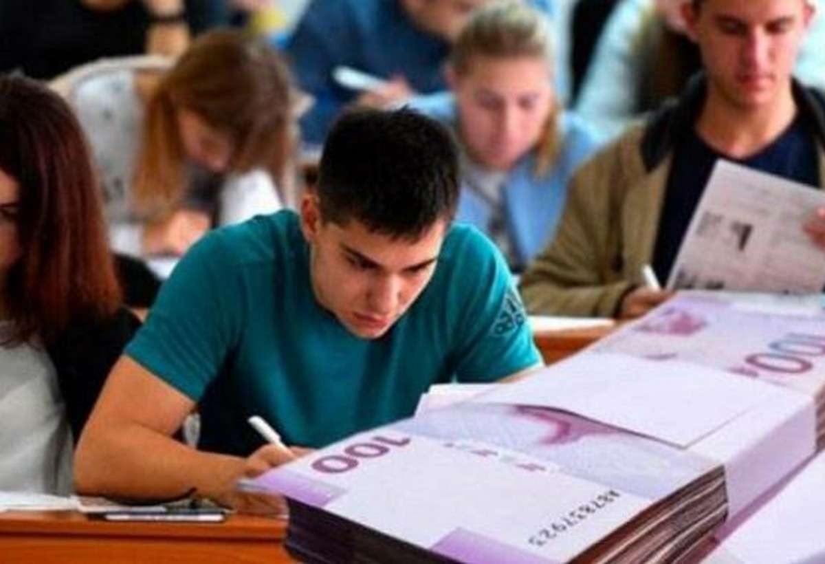 Birinci qrup üzrə universitetlərin təhsil haqları - RƏQƏMLƏR