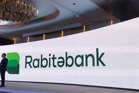 “Rabitəbank”ın xilaskarı bankda mövqeyini gücləndirib