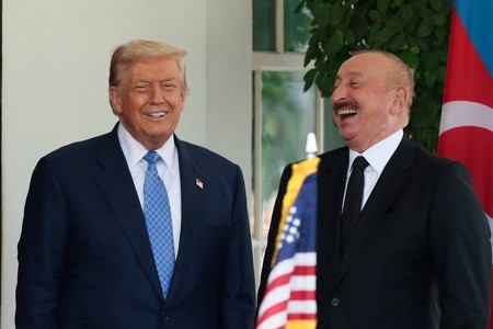 Donald Trampla İlham Əliyevin görüşü başlayıb - VİDEO
