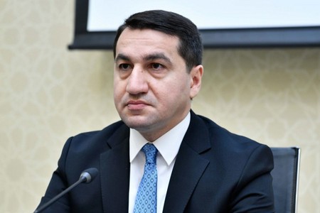 Hikmət Hacıyev: Prezident İlham Əliyev müharibədə qalib gəldiyi kimi sülhü də qazandı