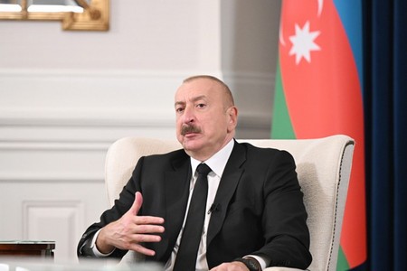 İlham Əliyev: Ermənistan Konstitusiyasında nə qədər tez dəyişiklik etsə, bir o qədər yaxşı olar