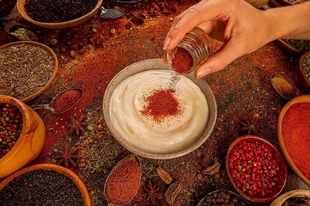 Qatığa bunu əlavə edin - Metabolizm sürətlənəcək, çəki vermək asanlaşacaq