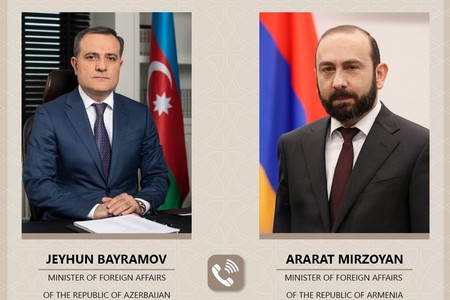Ceyhun Bayramov Mirzoyanla Birgə Bəyannamənin icrasını müzakirə edib