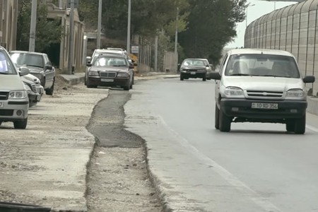 Şamaxinkaya gedən yol təhlükə saçır - “10 gündür bu vəziyyətdədir”