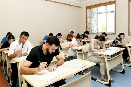 Magistraturanın boş qalan plan yerlərinə qəbul elan edildi