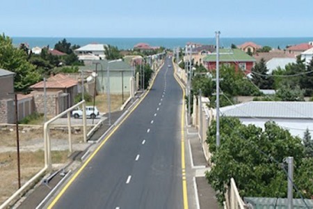 Bilgəhdən Novxanı istiqamətində sıxlığın aradan qaldırılması müzakirə olunub