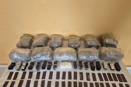 İrandan Azərbaycana külli miqdarda narkotik vasitənin keçirilməsinin qarşısı alınıb