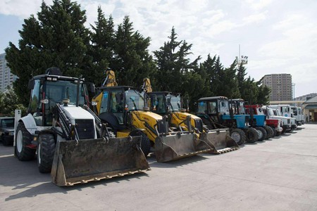 İri Şəhərlərin Birləşmiş Su Təchizatı Xidmətinin idarəsində texnikalara baxış keçirildi